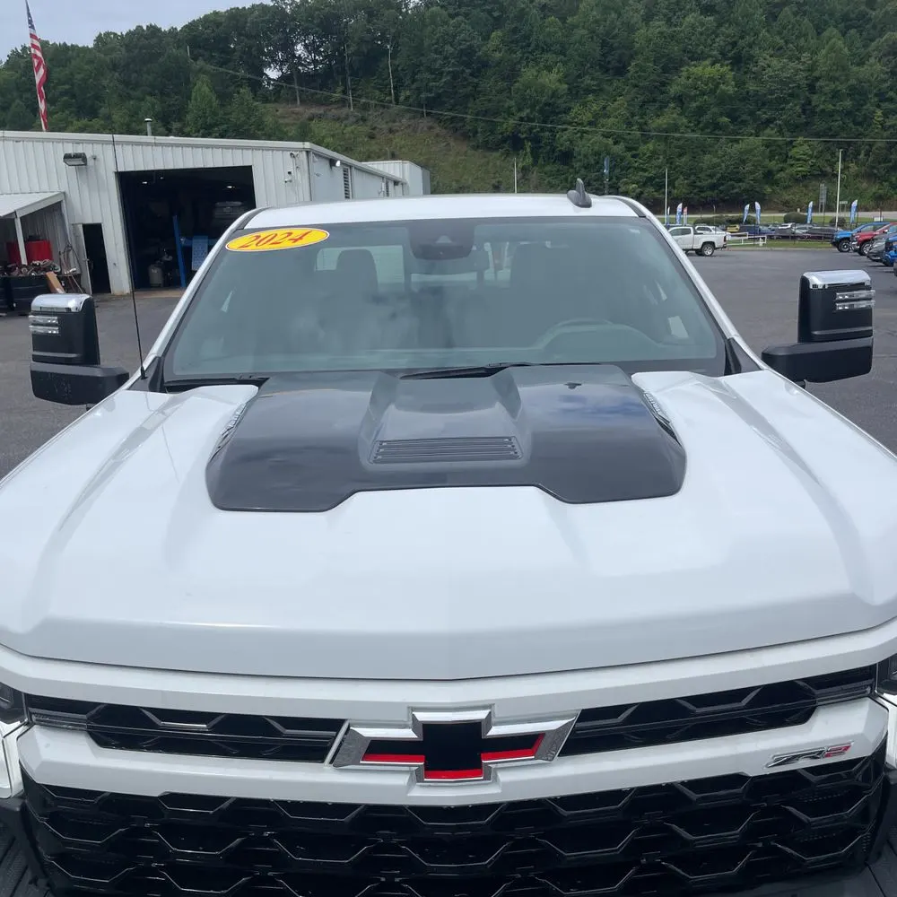 2024 Chevrolet Silverado 1500 ZR2