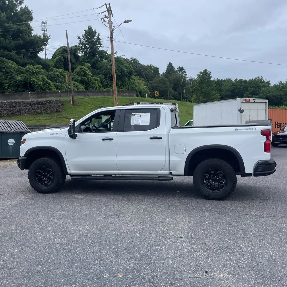 2024 Chevrolet Silverado 1500 ZR2
