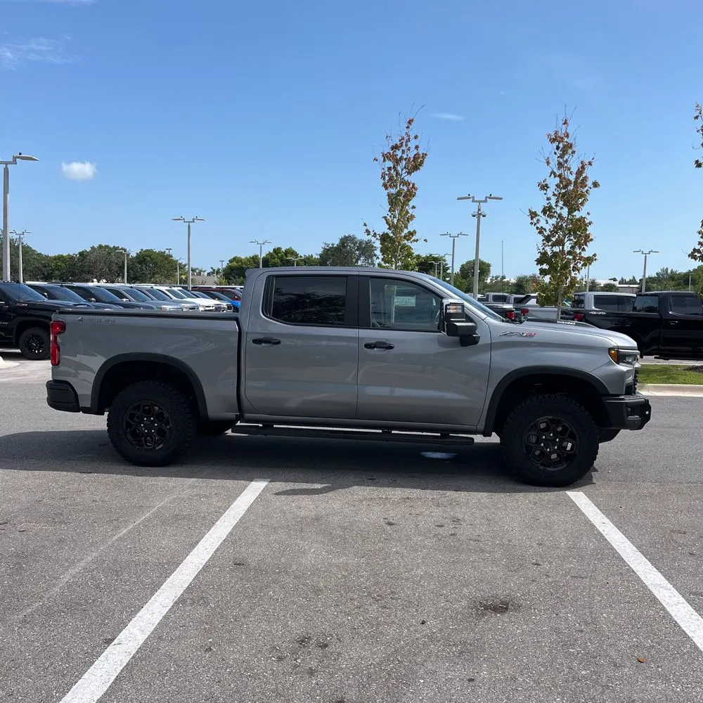 2024 Chevrolet Silverado 1500 ZR2