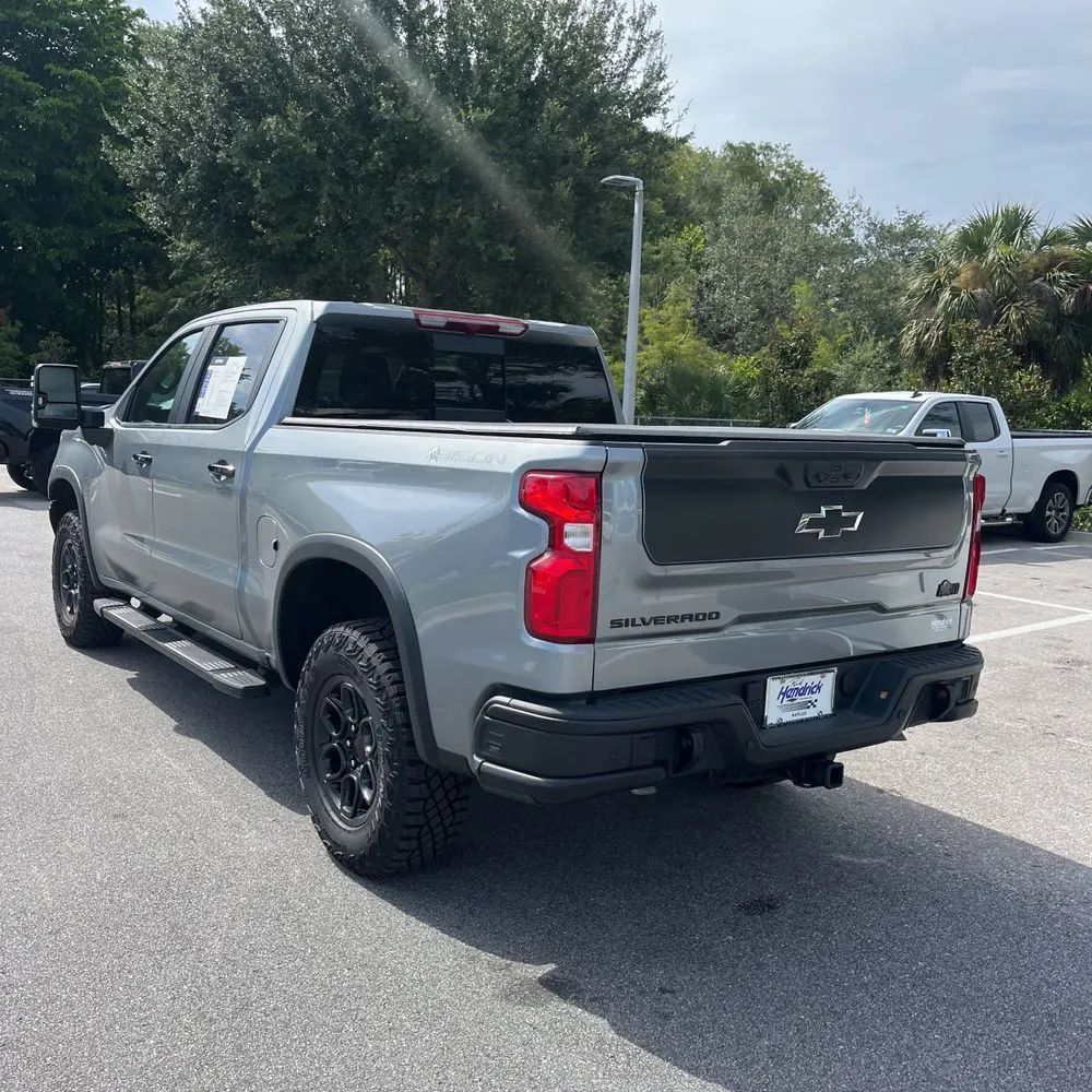 2024 Chevrolet Silverado 1500 ZR2