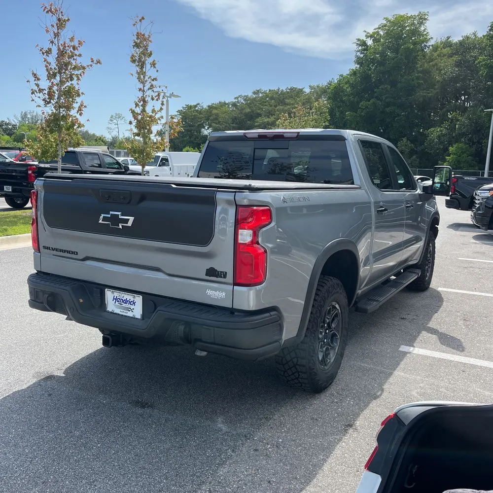 2024 Chevrolet Silverado 1500 ZR2