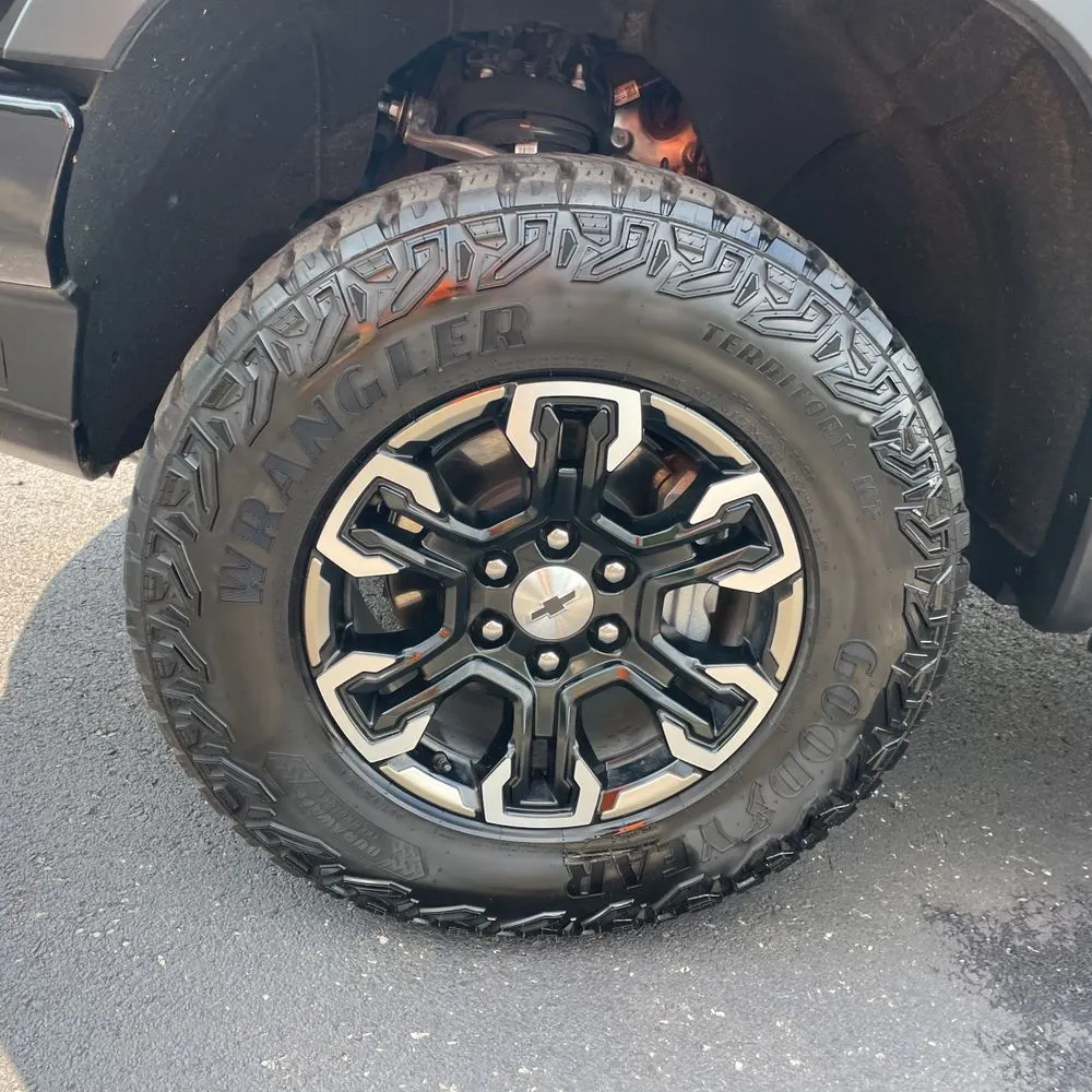 2024 Chevrolet Silverado 1500 ZR2