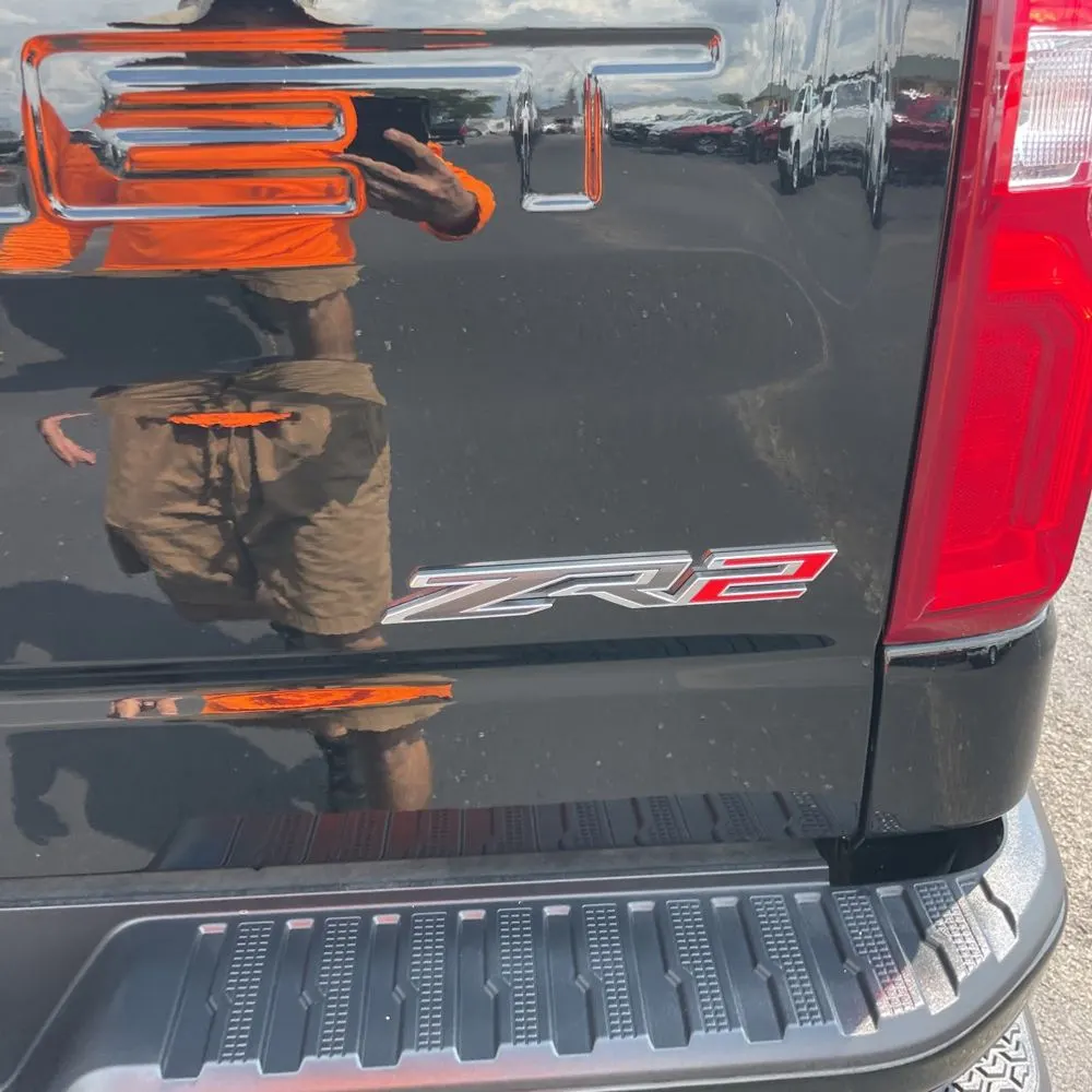 2024 Chevrolet Silverado 1500 ZR2