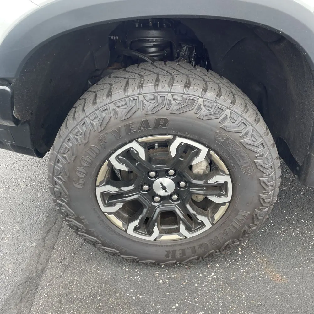 2023 Chevrolet Silverado 1500 ZR2