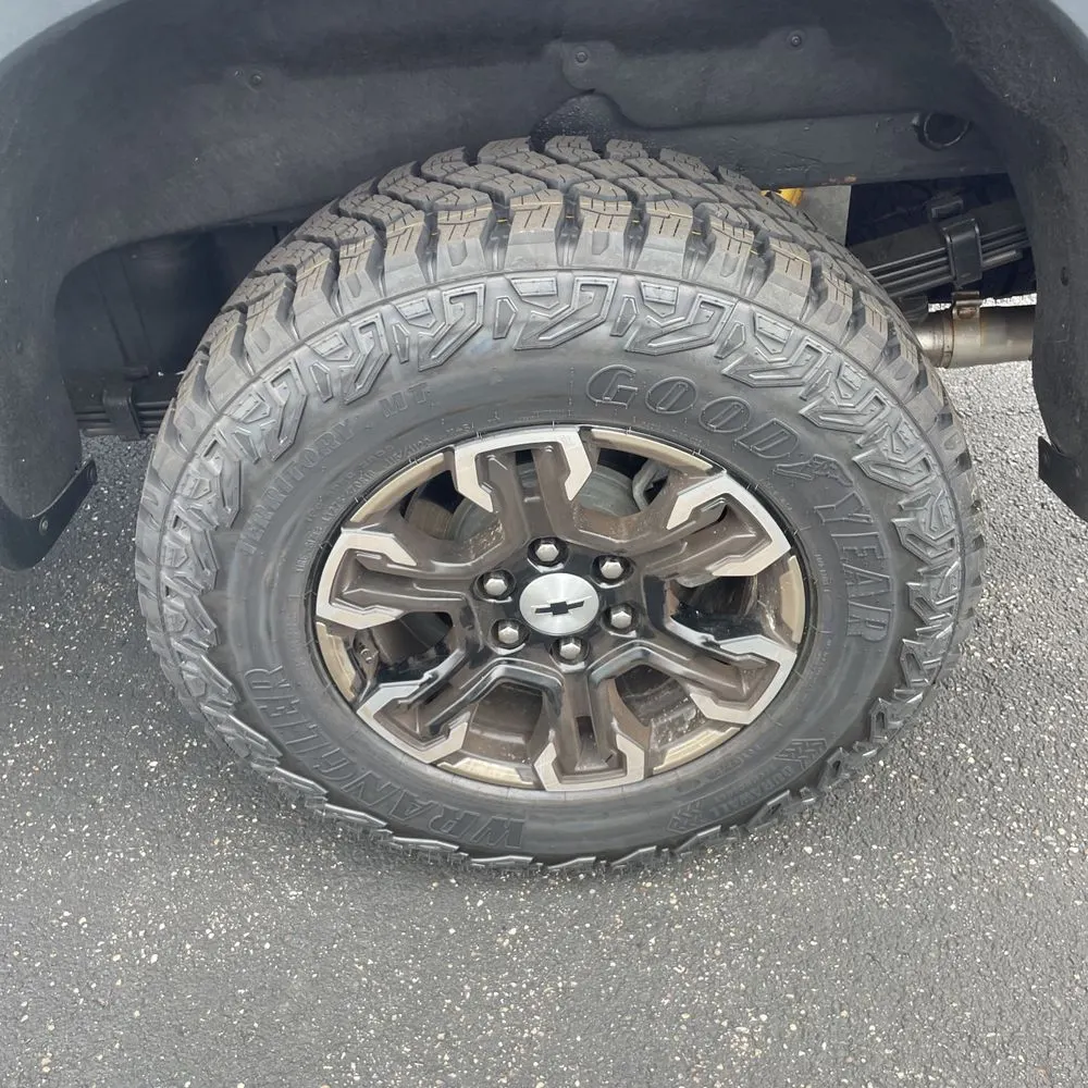 2023 Chevrolet Silverado 1500 ZR2