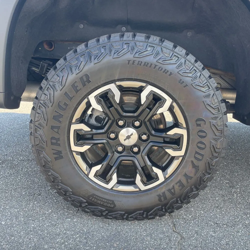 2023 Chevrolet Silverado 1500 ZR2