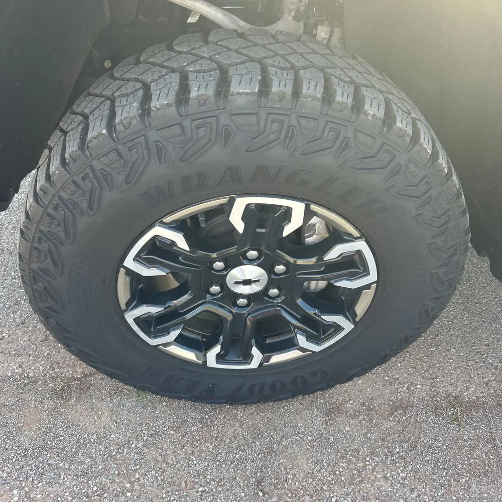 2024 Chevrolet Silverado 1500 ZR2