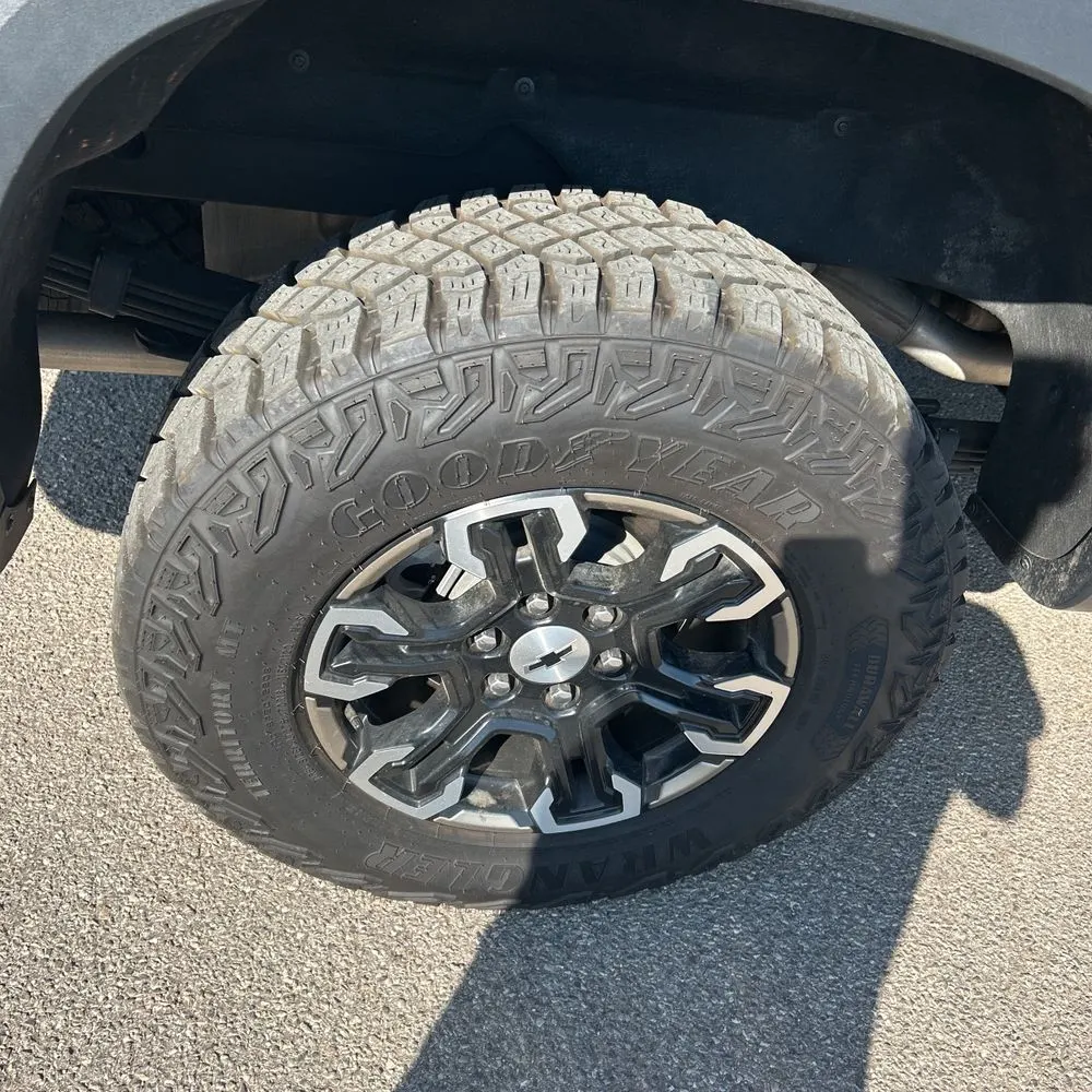 2024 Chevrolet Silverado 1500 ZR2
