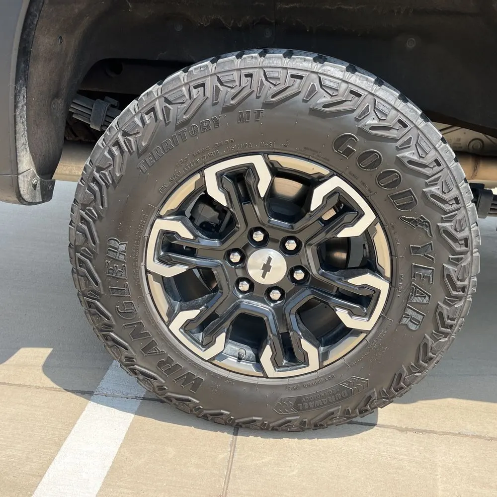 2023 Chevrolet Silverado 1500 ZR2