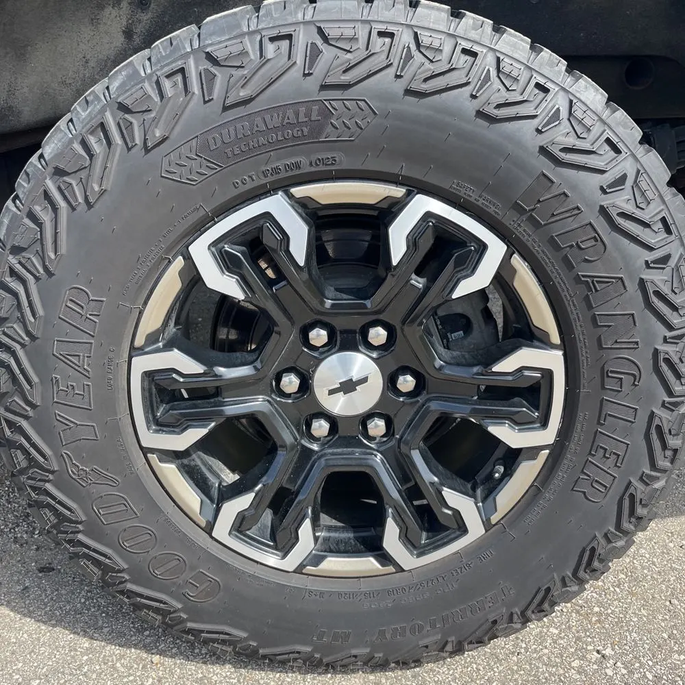 2023 Chevrolet Silverado 1500 ZR2