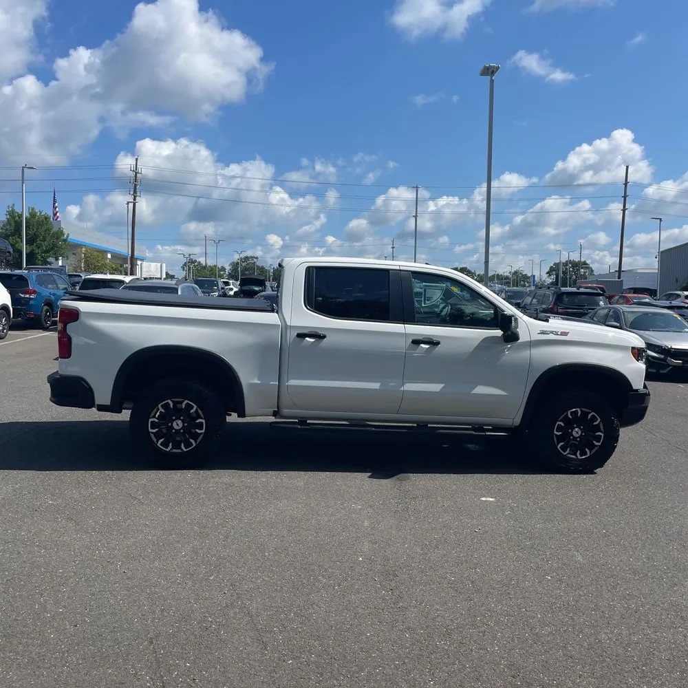 2023 Chevrolet Silverado 1500 ZR2