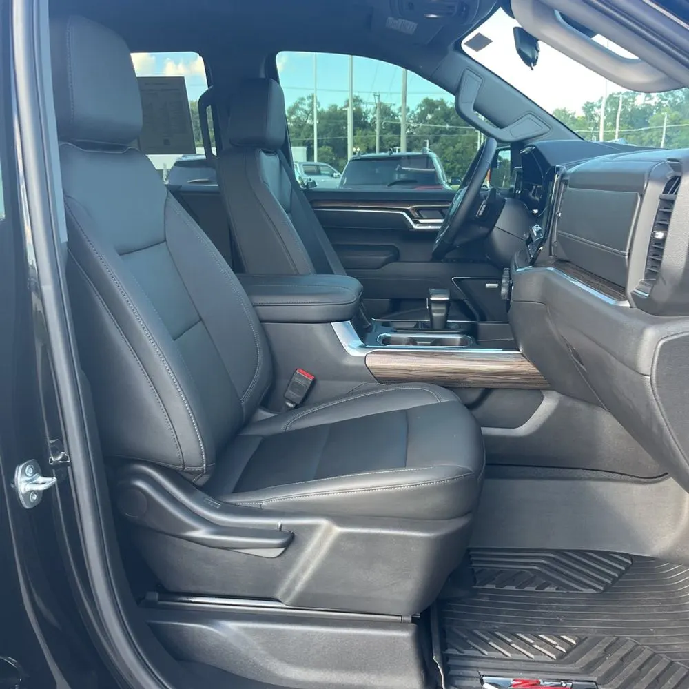 2025 Chevrolet Silverado 1500 LT Trail Boss