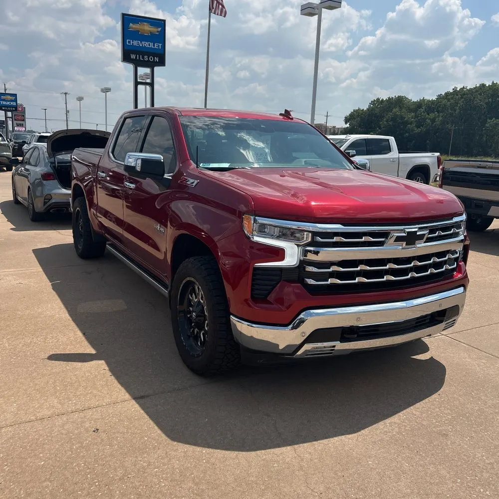 2025 Chevrolet Silverado 1500 LTZ