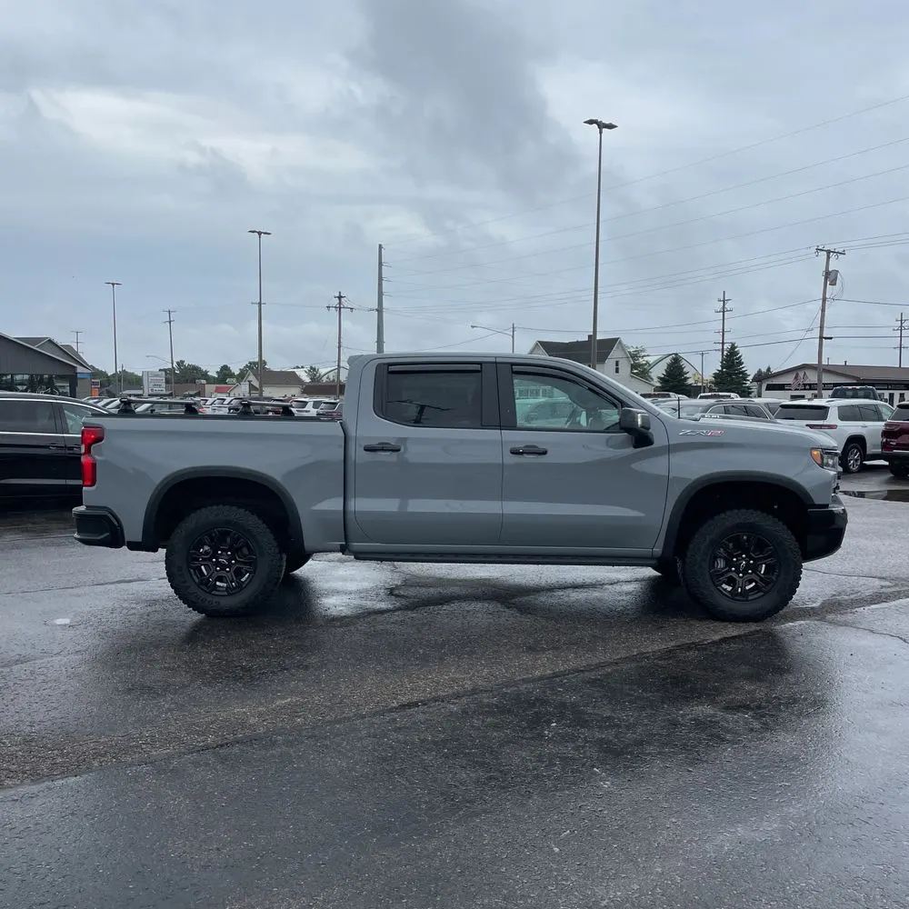 2025 Chevrolet Silverado 1500 ZR2