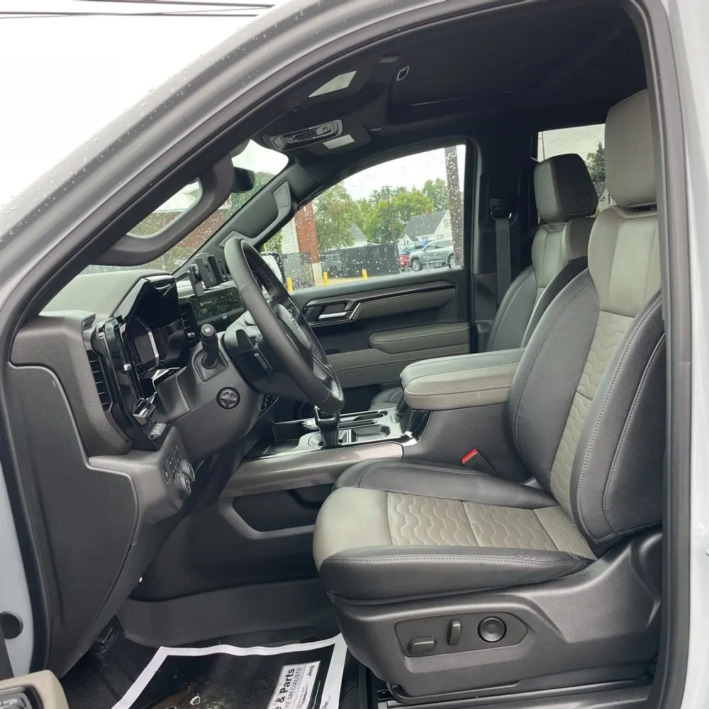 2025 Chevrolet Silverado 1500 ZR2