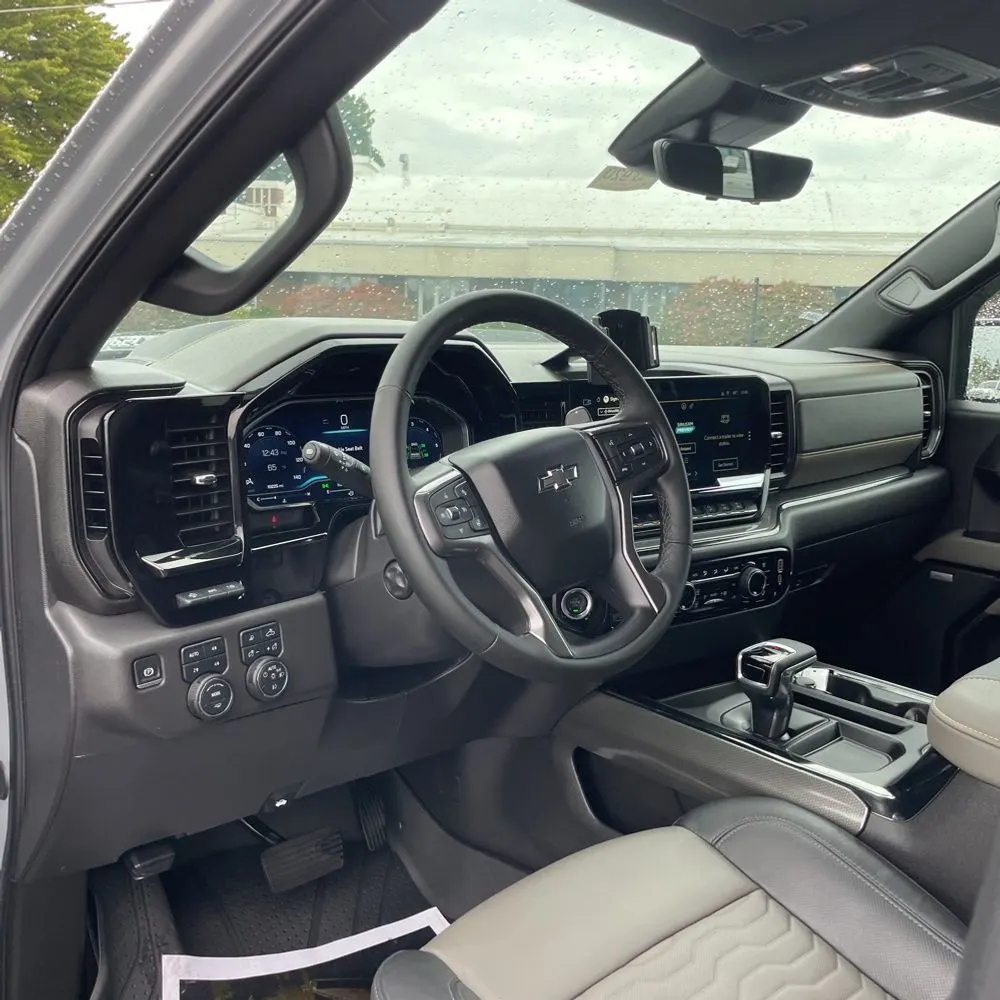 2025 Chevrolet Silverado 1500 ZR2