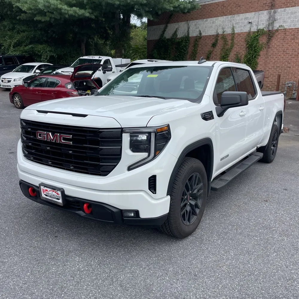 2025 GMC Sierra 1500 Elevation