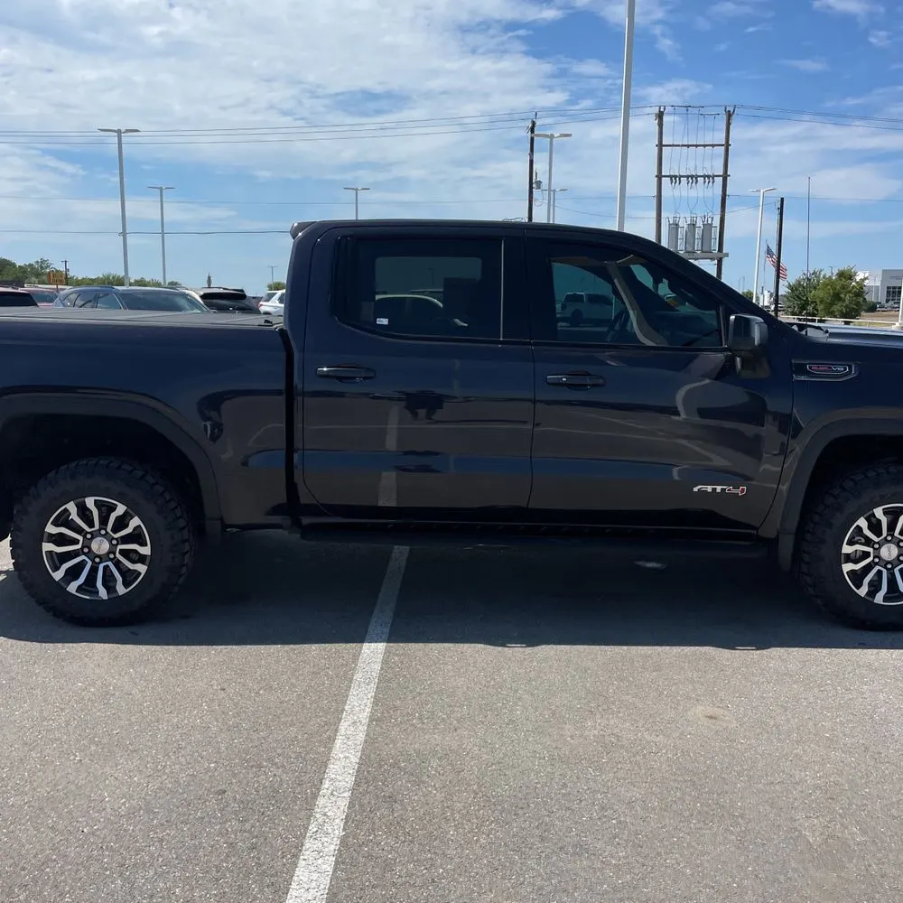 2022 GMC Sierra 1500 AT4