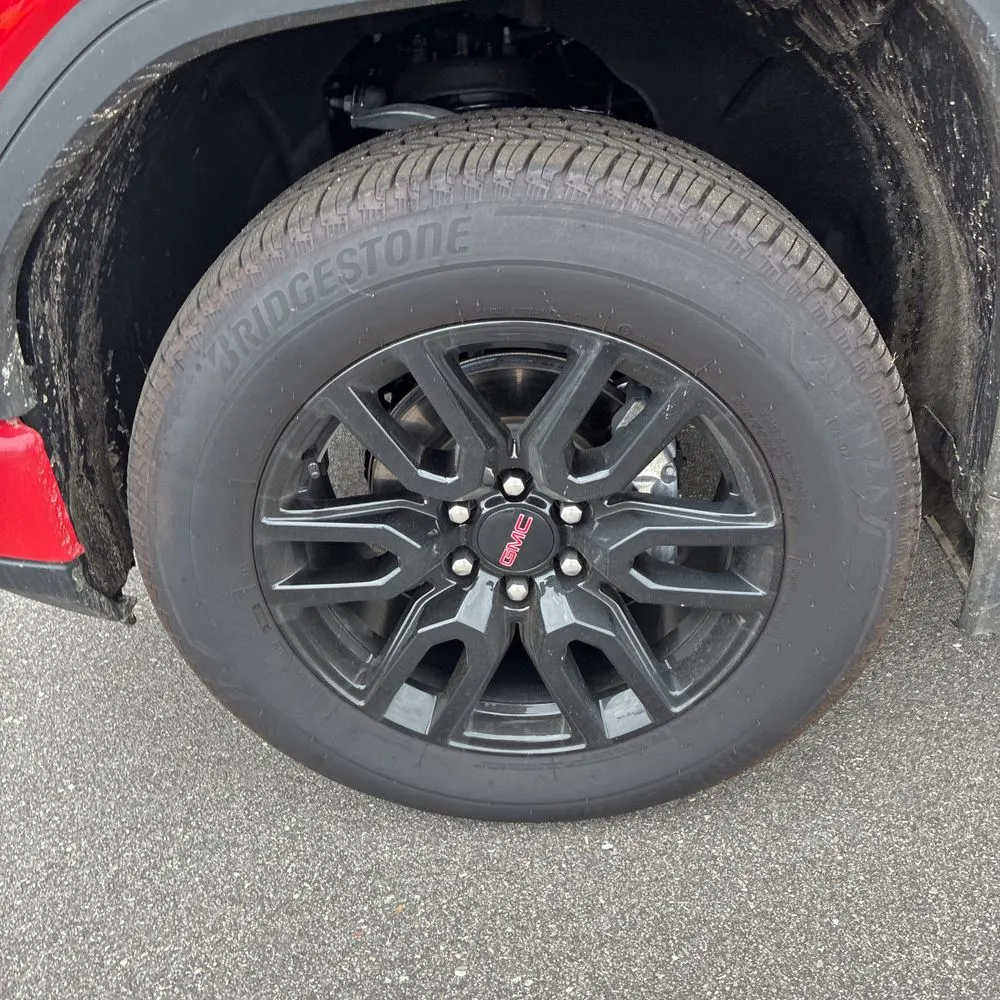 2025 GMC Sierra 1500 Elevation Standard