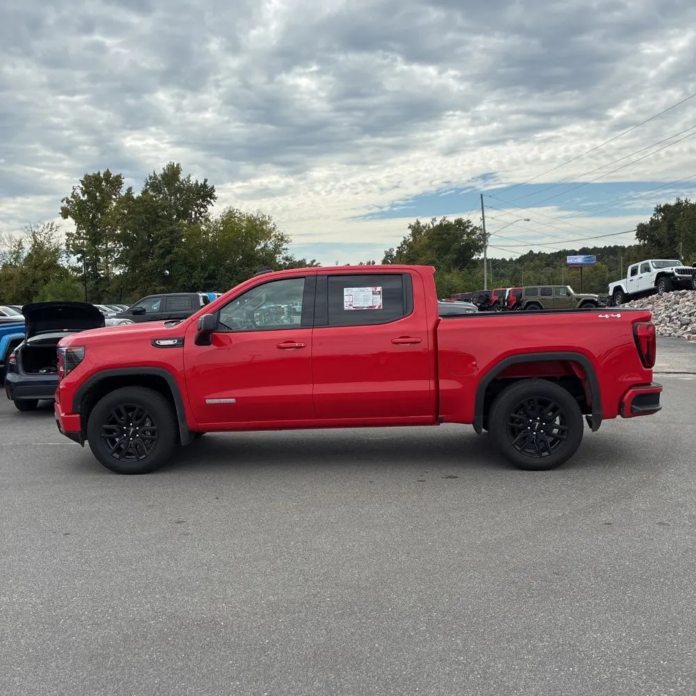 2025 GMC Sierra 1500 Elevation Standard