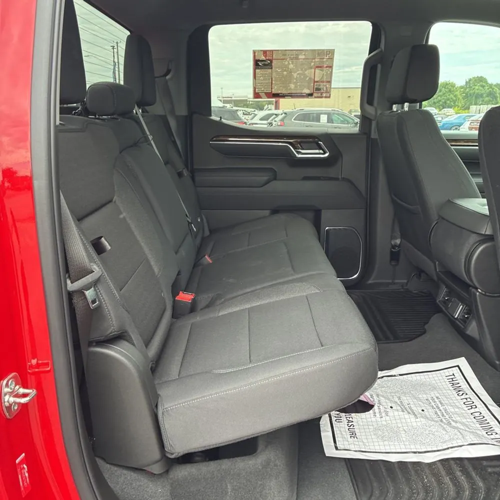 2025 GMC Sierra 1500 Elevation Standard