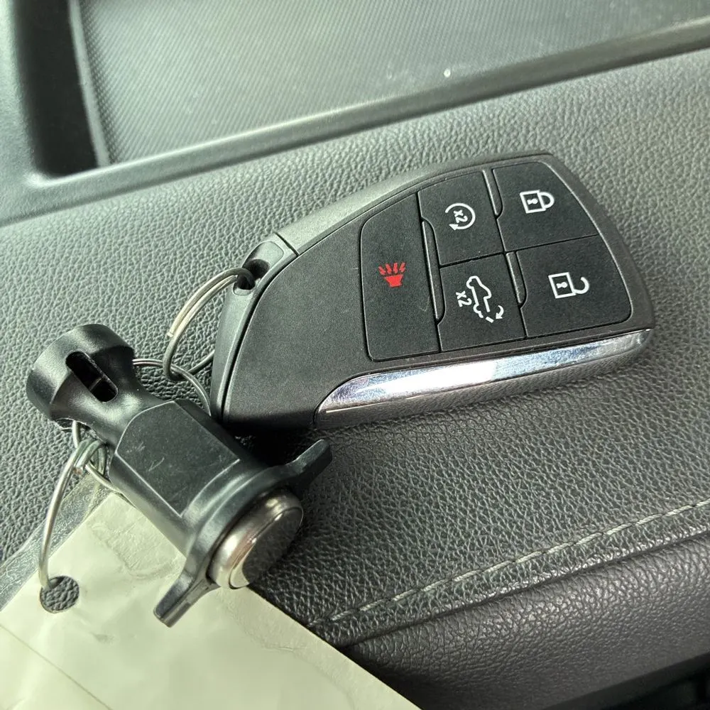 2025 GMC Sierra 1500 Elevation Standard