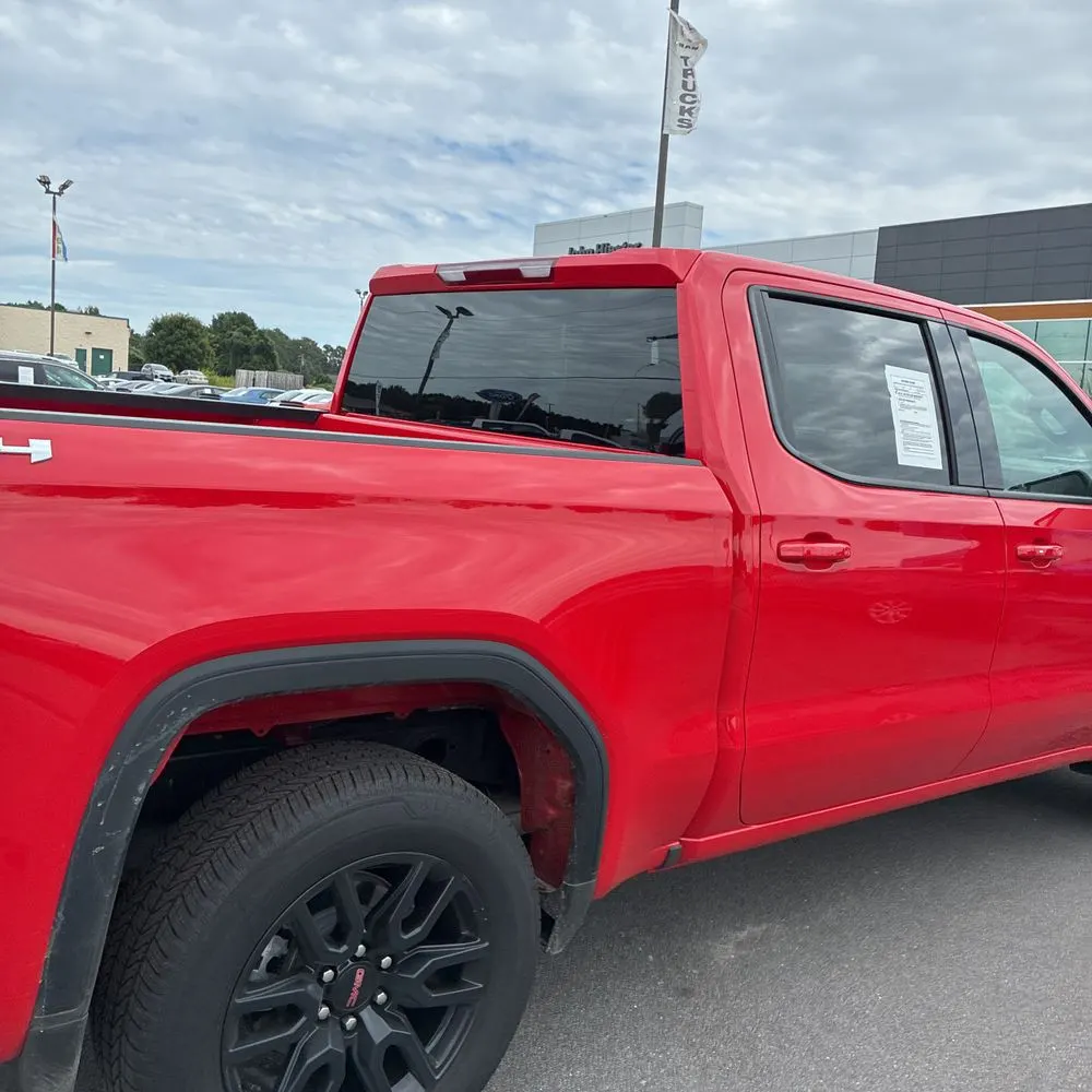 2025 GMC Sierra 1500 Elevation Standard