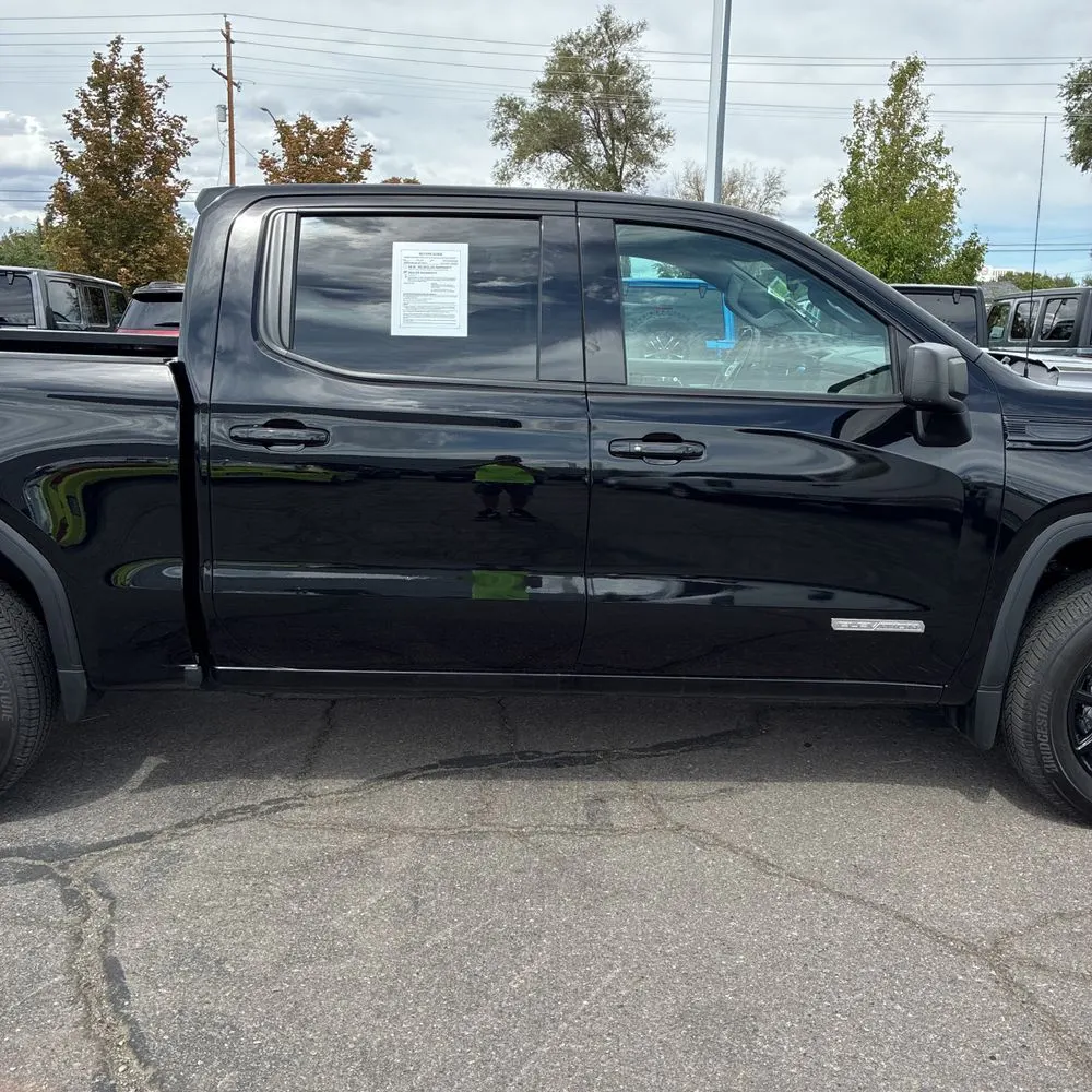 2024 GMC Sierra 1500 Elevation Standard