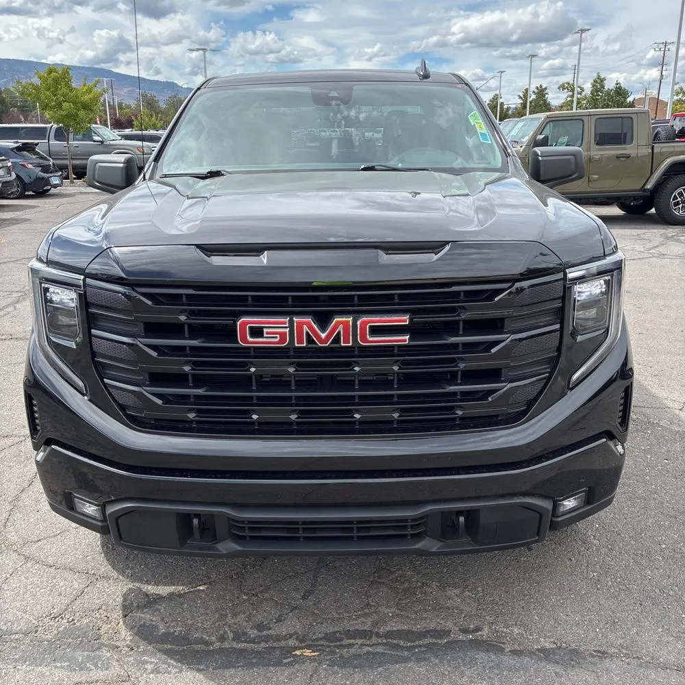 2024 GMC Sierra 1500 Elevation Standard