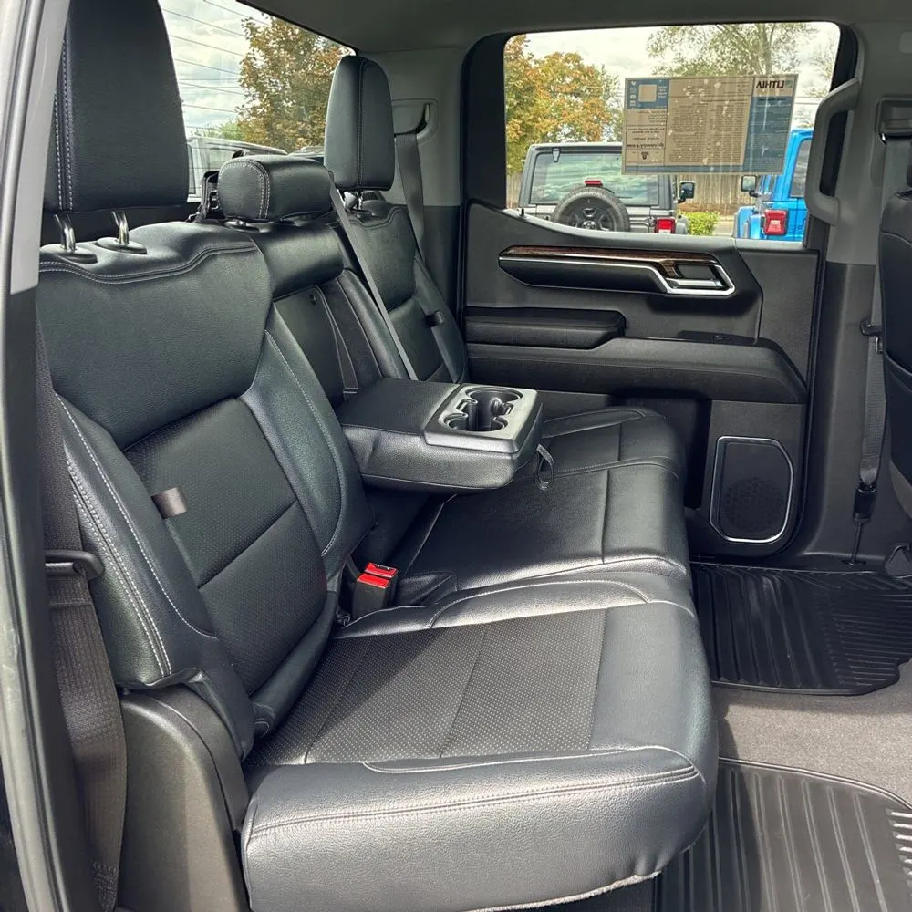 2024 GMC Sierra 1500 Elevation Standard