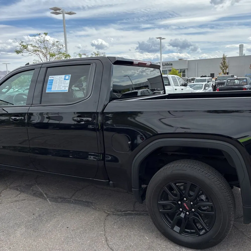 2024 GMC Sierra 1500 Elevation Standard