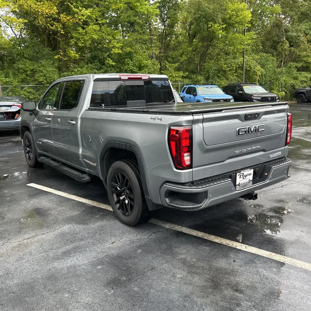 2025 GMC Sierra 1500 Elevation