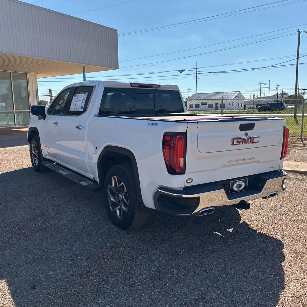 2024 GMC Sierra 1500 SLT
