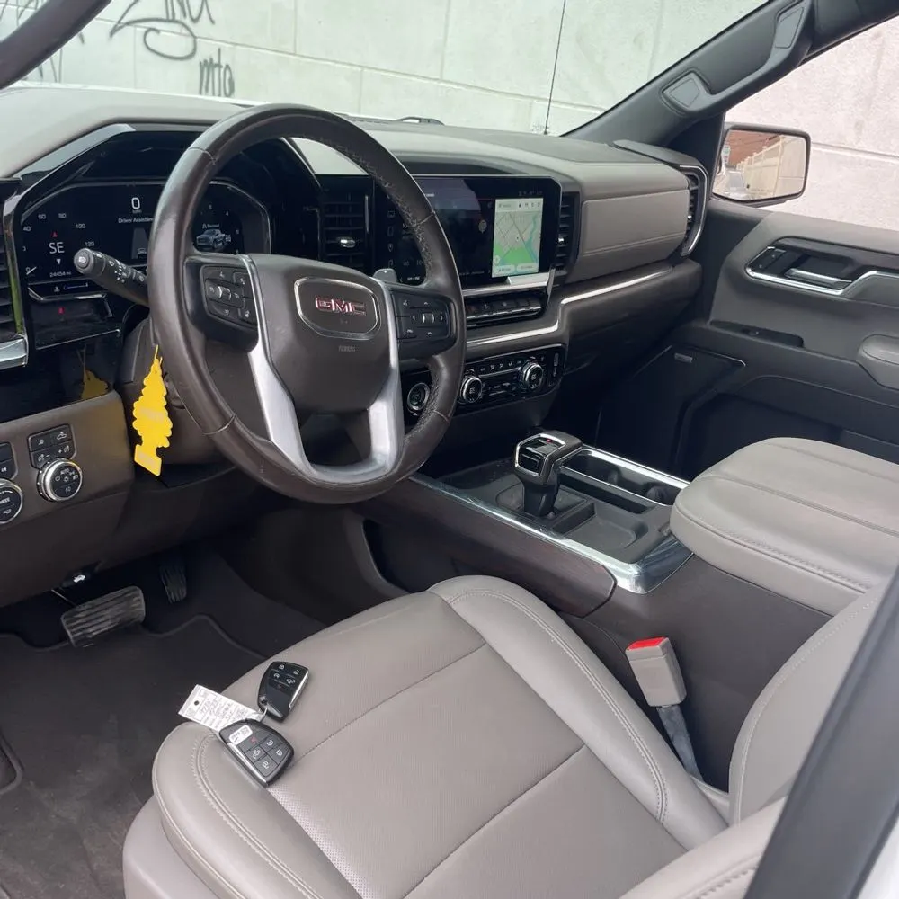 2023 GMC Sierra 1500 SLT