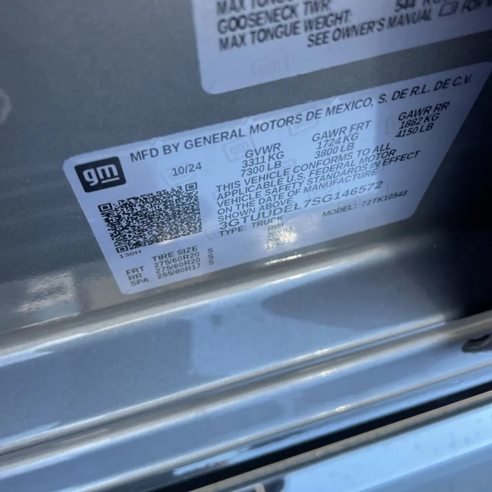 2025 GMC Sierra 1500 SLT