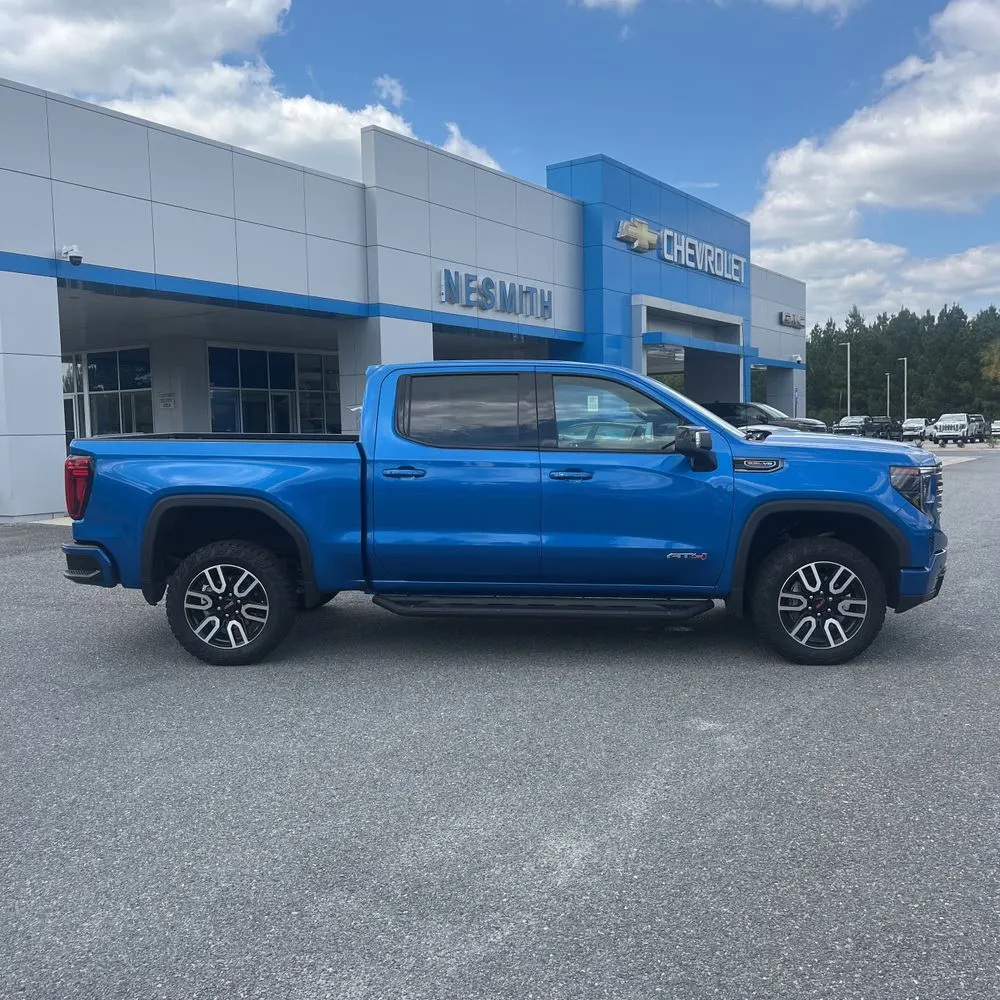 2024 GMC Sierra 1500 AT4