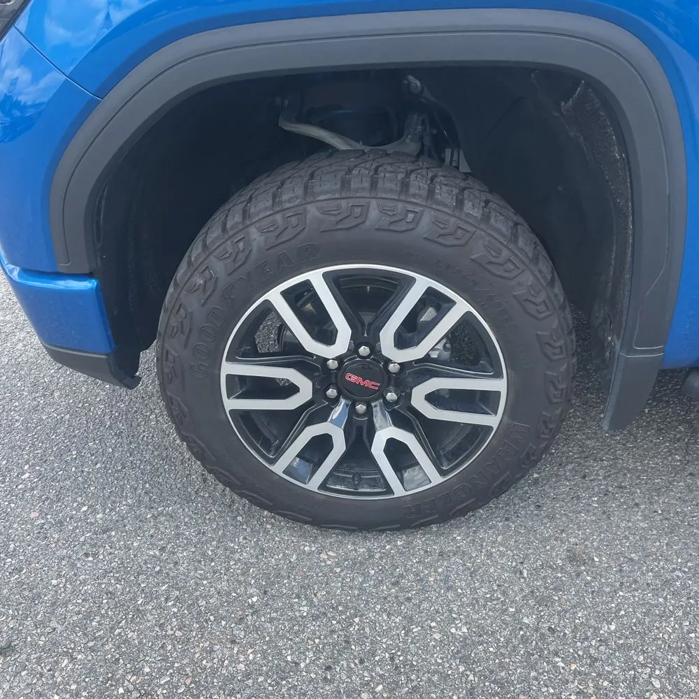 2024 GMC Sierra 1500 AT4