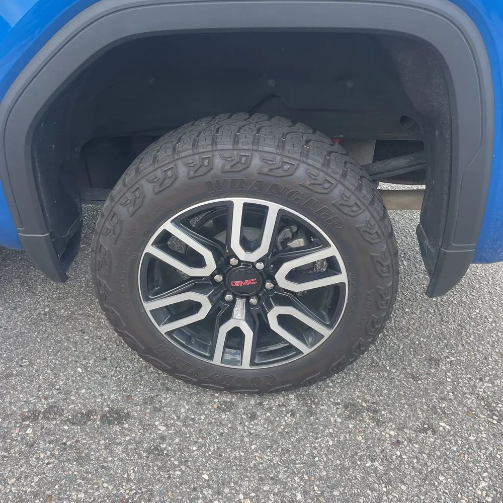 2024 GMC Sierra 1500 AT4
