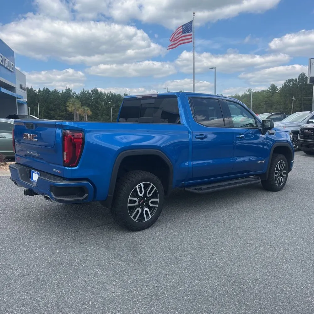 2024 GMC Sierra 1500 AT4