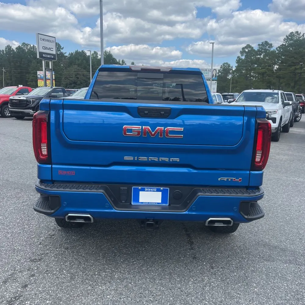 2024 GMC Sierra 1500 AT4