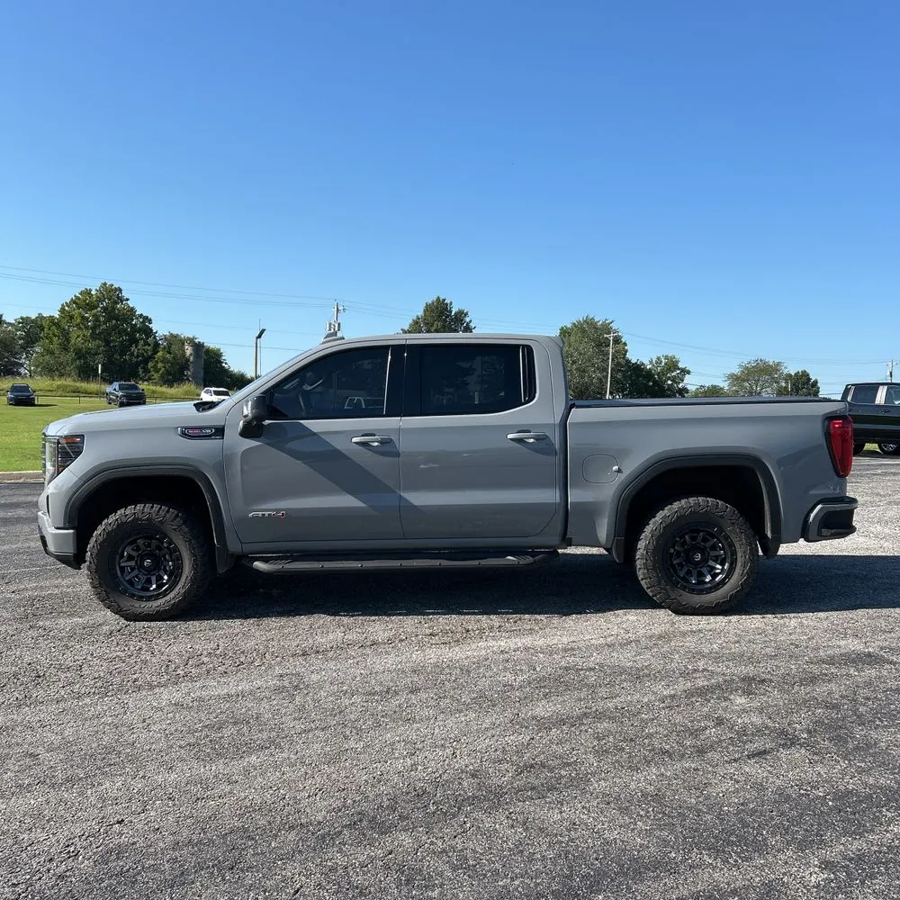 2024 GMC Sierra 1500 AT4