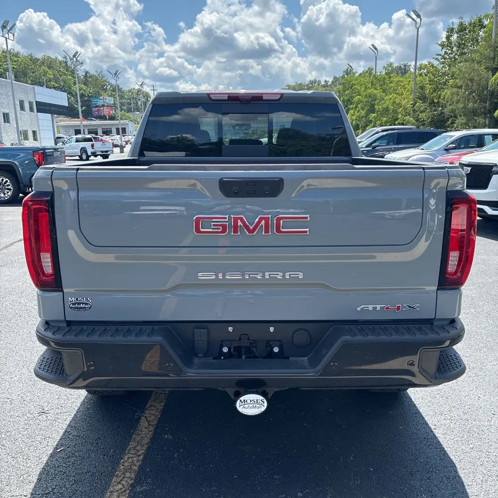 2024 GMC Sierra 1500 AT4X