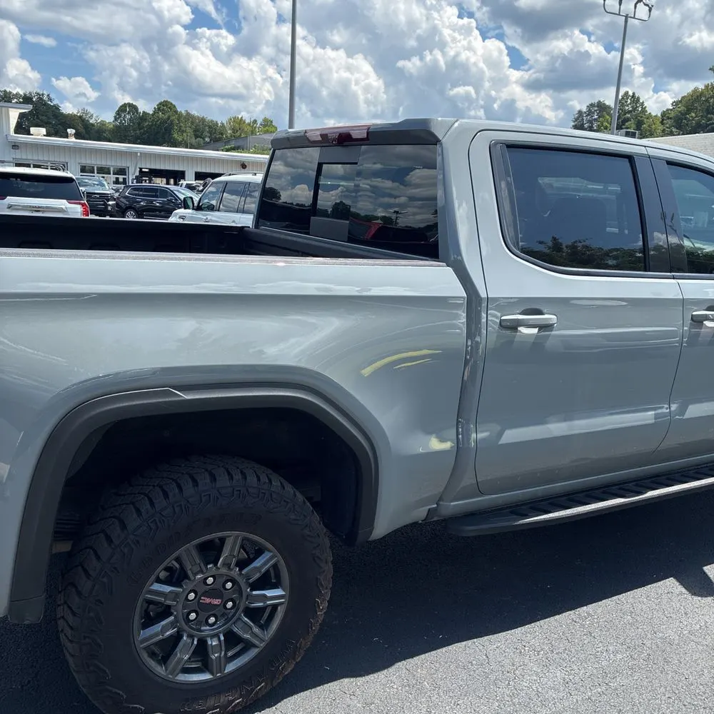 2024 GMC Sierra 1500 AT4X