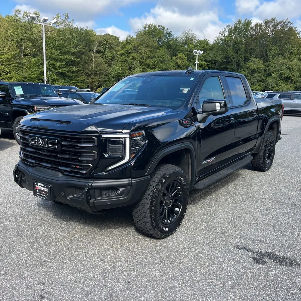2023 GMC Sierra 1500 AT4X