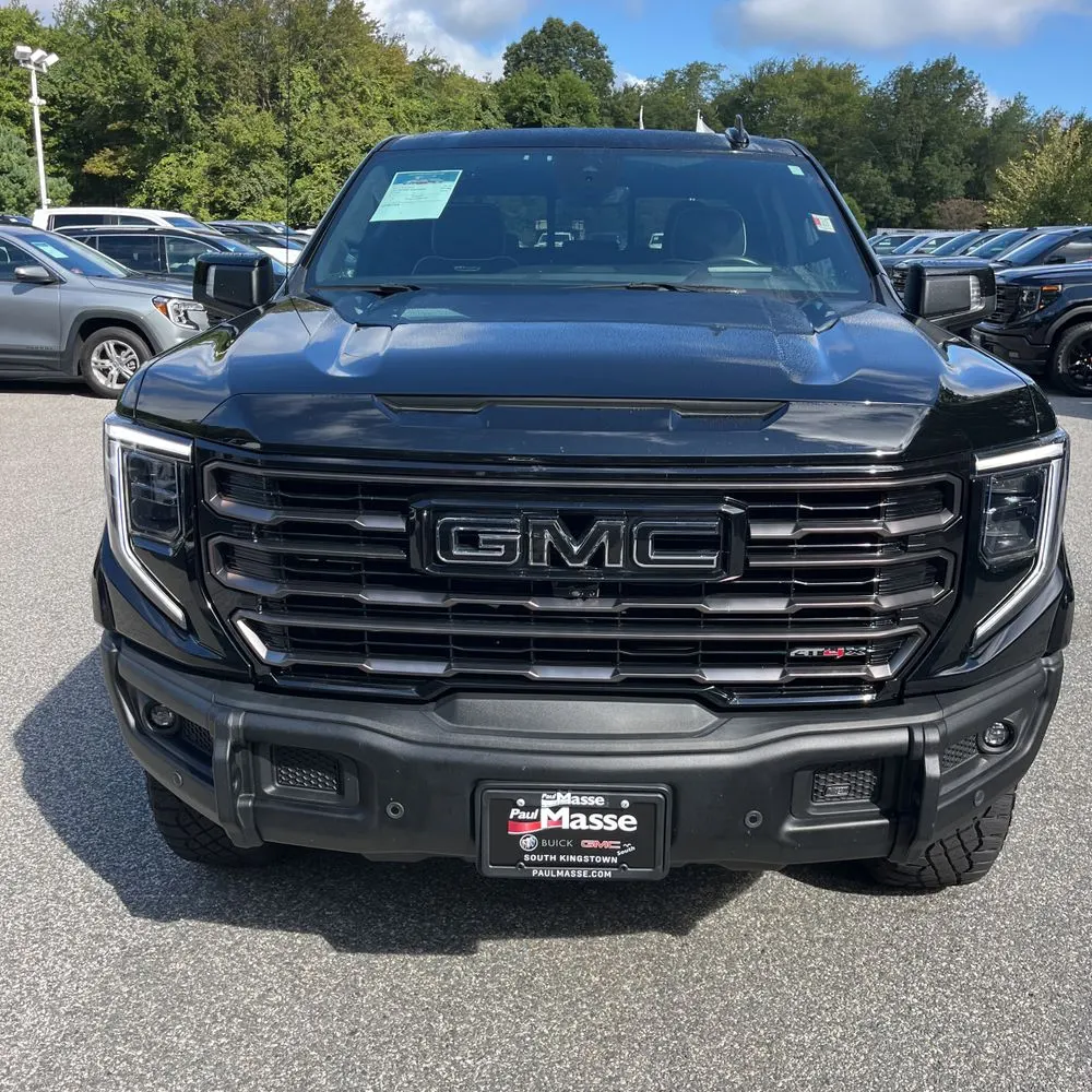 2023 GMC Sierra 1500 AT4X