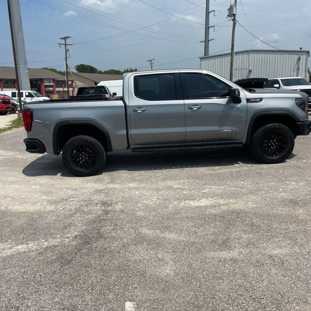 2023 GMC Sierra 1500 AT4X
