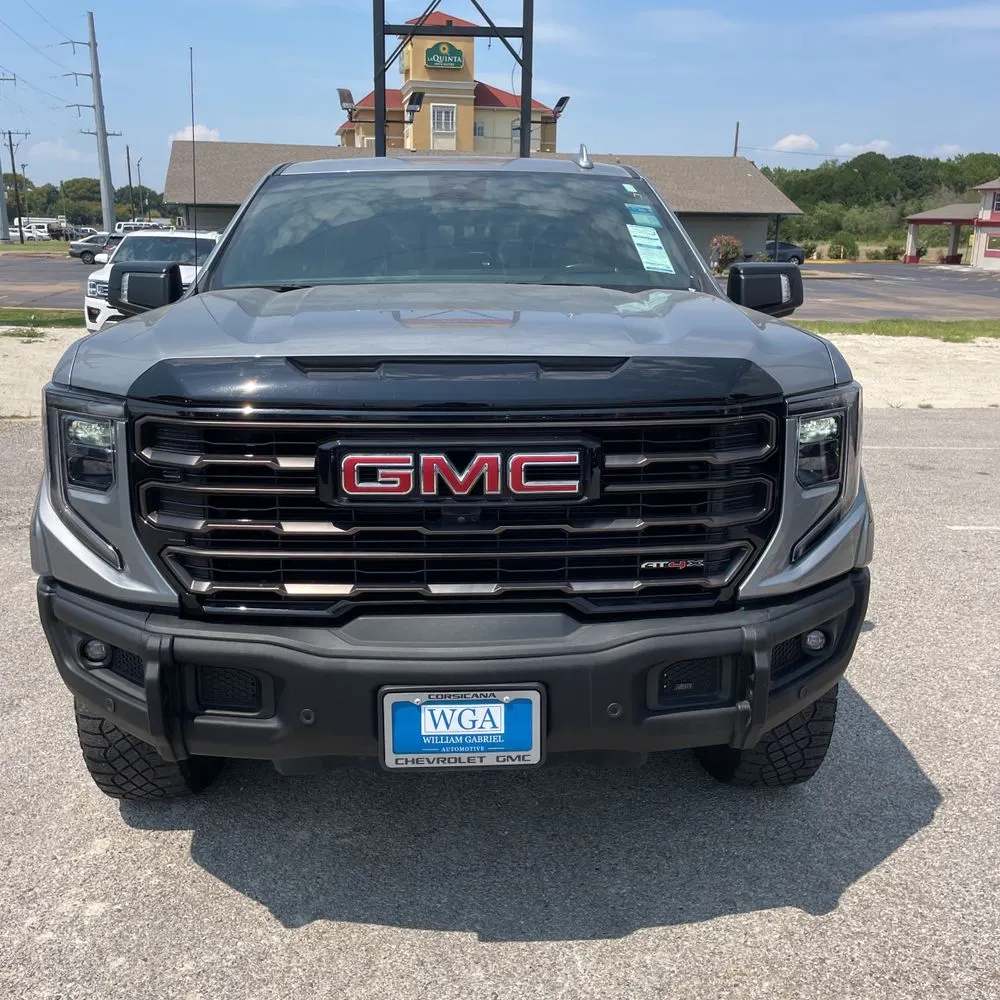 2023 GMC Sierra 1500 AT4X