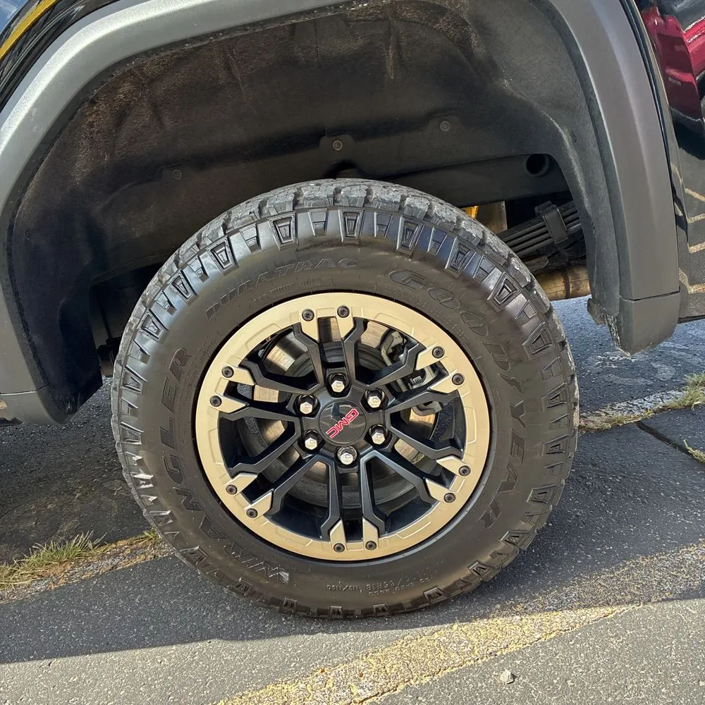2024 GMC Sierra 1500 AT4X