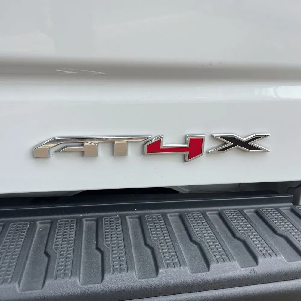 2024 GMC Sierra 1500 AT4X