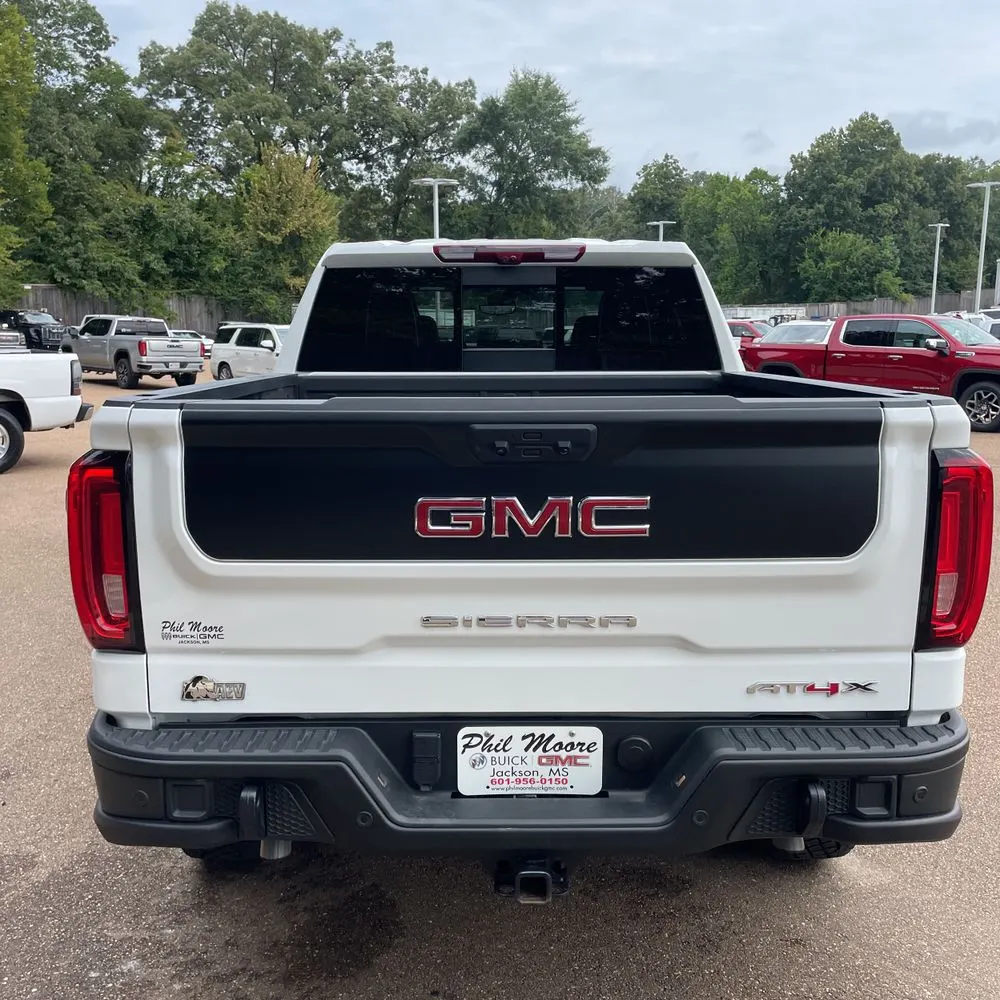 2024 GMC Sierra 1500 AT4X